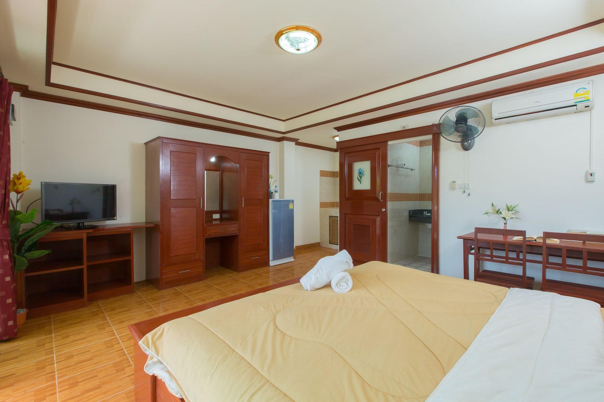 Patong Rai Rom Yen Resort Sha Exterior photo