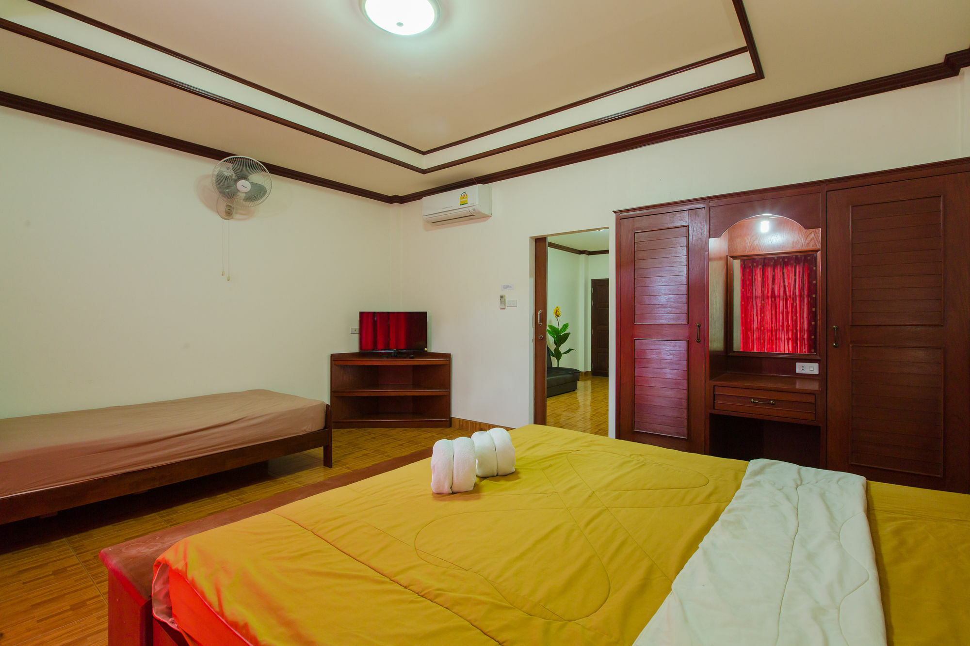 Patong Rai Rom Yen Resort Sha Exterior photo