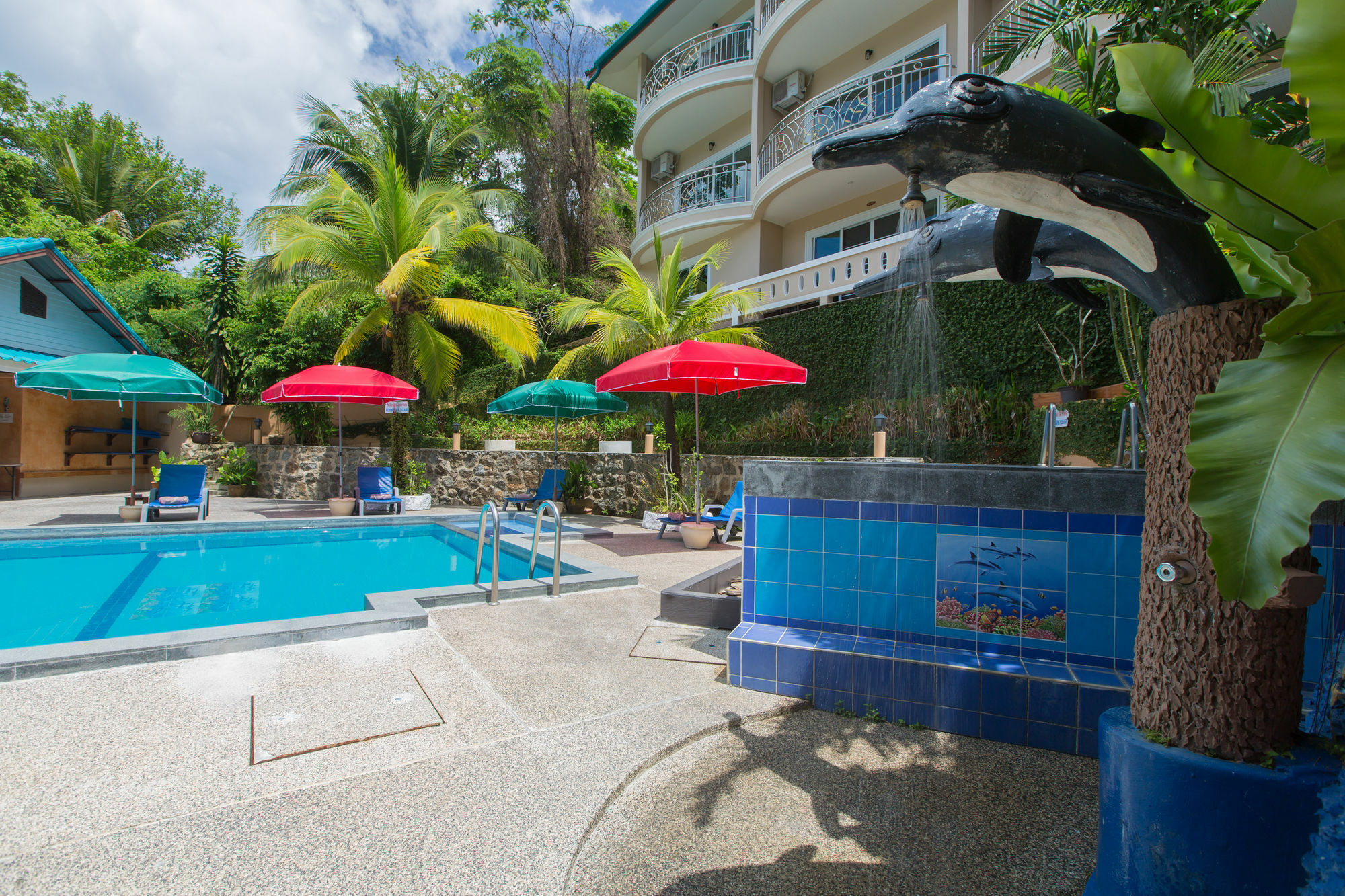Patong Rai Rom Yen Resort Sha Exterior photo